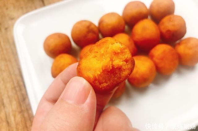 做成|红薯别再蒸着吃,做成红薯丸子,香甜软糯,一口一个超过瘾