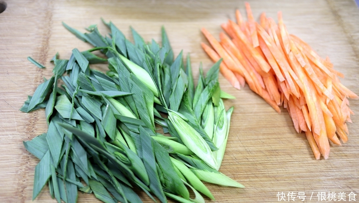 抢手货|此菜自然发芽有剧毒,人工发芽营养翻5倍,10元一斤成抢手货