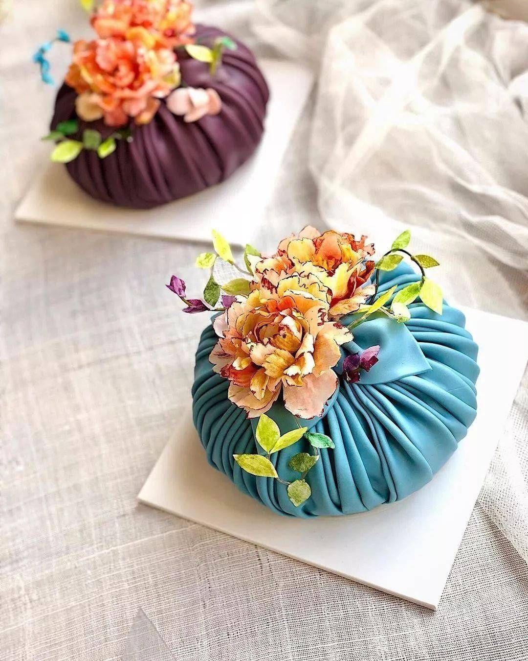 包袱蛋糕|脑洞太大韩国小姐姐晒神秘蛋糕,引百万粉丝每天催更太美了,每一张都让我流口水…