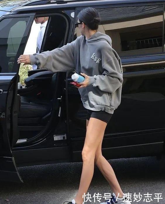 真的|今秋流行外长内短,真的时髦爆,让你显高10厘米、显瘦10斤!