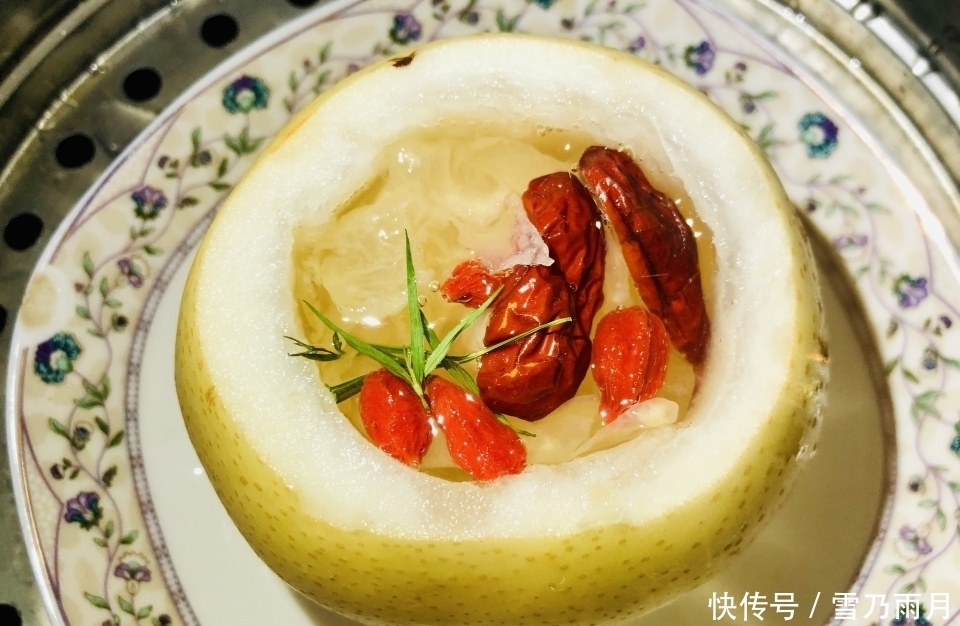 美味|天凉了,教你用雪梨做5道暖心甜汤,每天一碗润燥滋养,美味健康