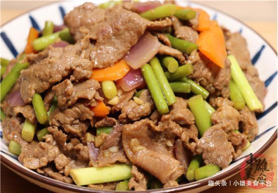  葱姜水|牛肉不管怎么做，千万不放盐和料酒腌，教你一招，牛肉嫩滑不柴