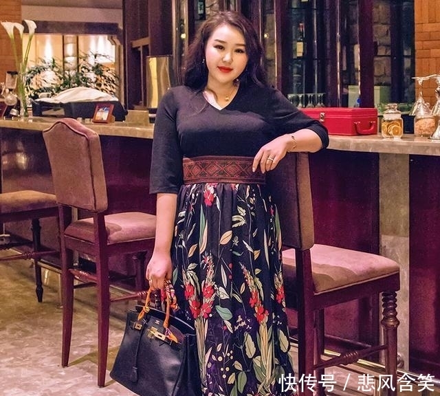 女人味|谁说微胖妹子没有女人味?连衣裙穿对了,照样美翻了