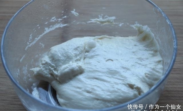 中种面团|开学后,我家最受欢迎的早餐,又香又松软的排排包,一口气吃3排