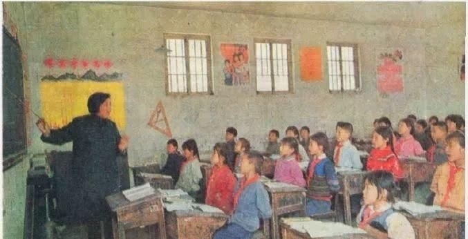 少年儿童|老照片七十年代的少年儿童祖国的花朵