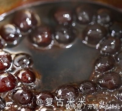 倒入|黑糖珍珠舒芙蕾松饼