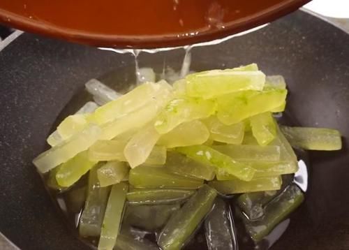 冬瓜|自制冬瓜糖,直接当零食也能做糕点,做法详细,几分钟就看懂