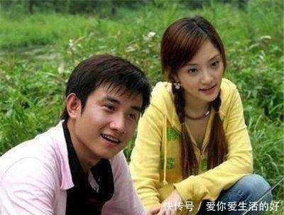  胡歌|他巅峰时比胡歌还红，如今只能坐在胡歌身后，强忍泪水