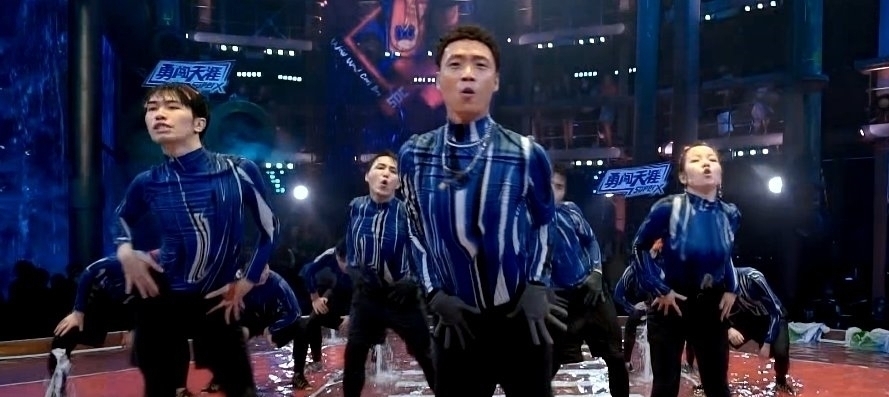  进水|《街舞3》王一博的鼻子都进水了，舞者得受了多大的辛苦？