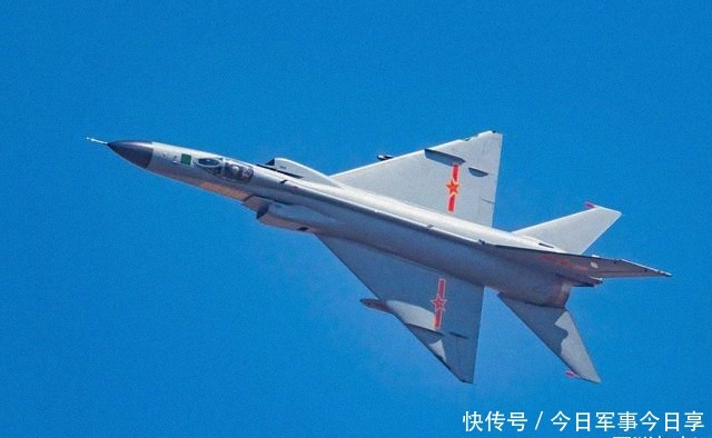 矢量|歼20增重版亮相,它又不搞近距格斗,为何要上矢量推力喷管?