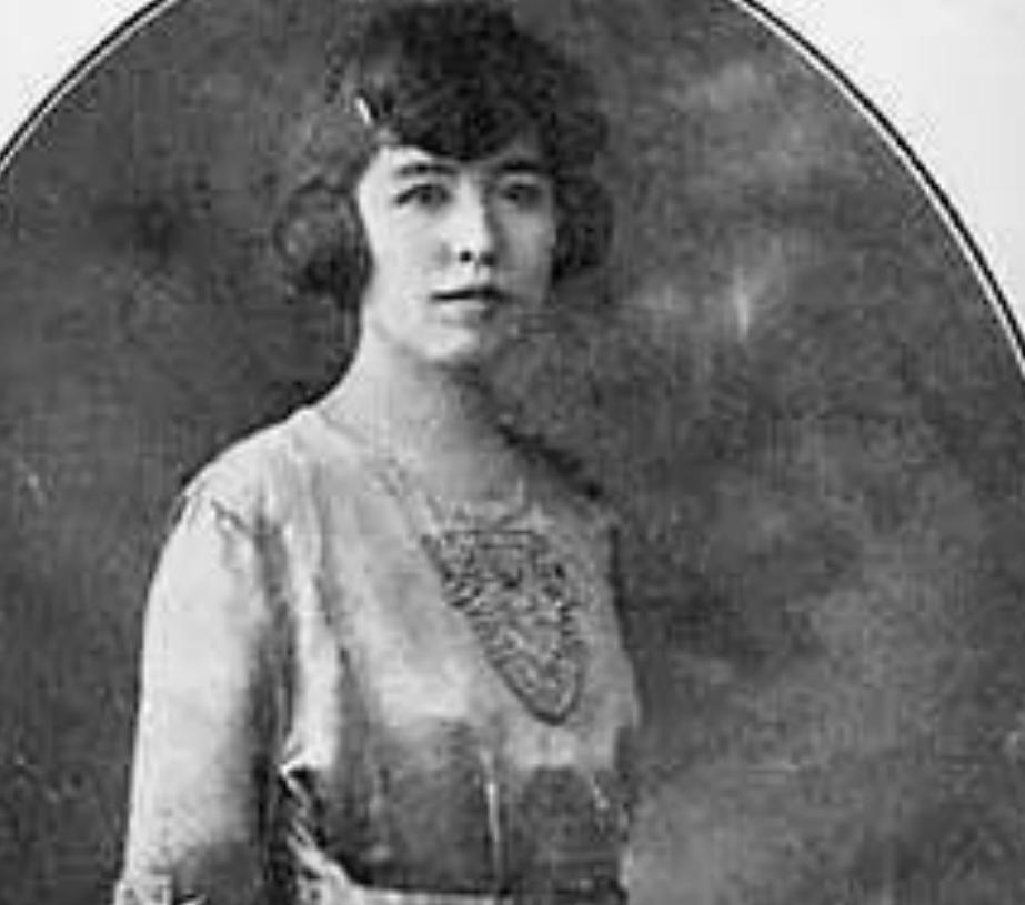 倾心|民国第一美女吕碧城到底有多美让袁世凯父子倾心，汪精卫痴迷！