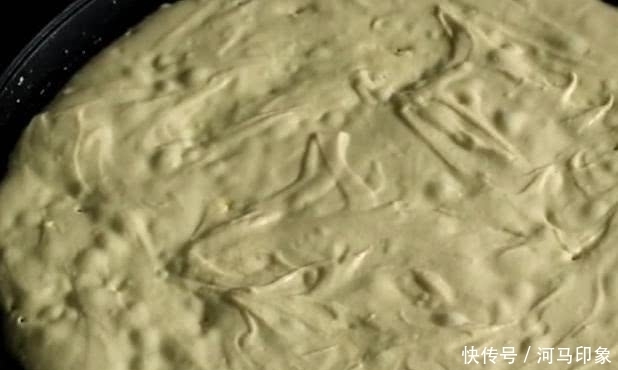 搅拌均匀|小米别再熬粥了,一个鸡蛋,一包牛奶,那样做好吃又营养