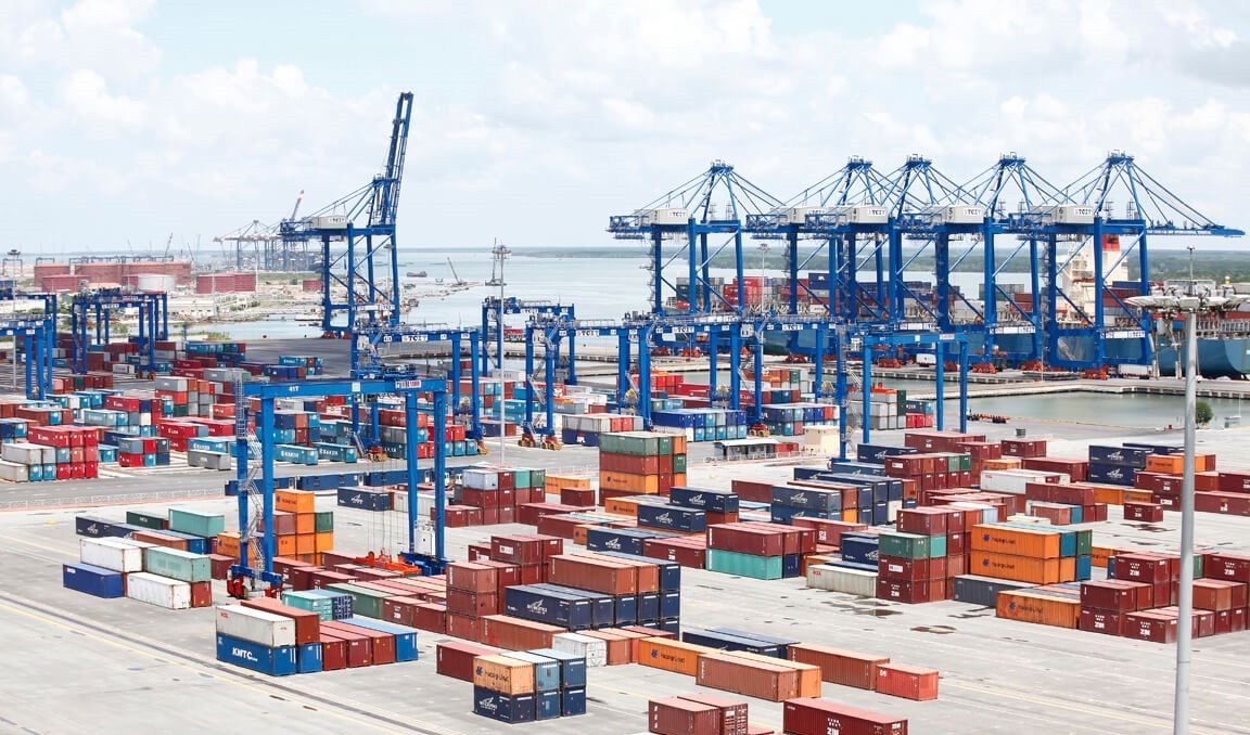 前8月,中欧贸易额达到2.8万亿,中日1.4万亿,