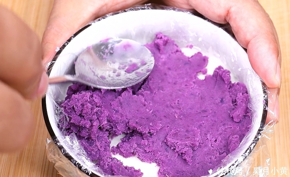 好看|山药这样做太好吃了,加上2个紫薯,好吃又好看,比蛋糕还解馋!