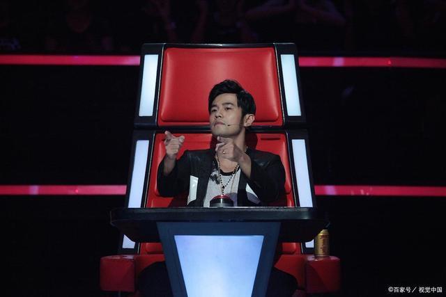  大腕儿|各路明星大腕儿，纷纷上综艺狂捞金：综艺节目成了第二个娱乐圈！