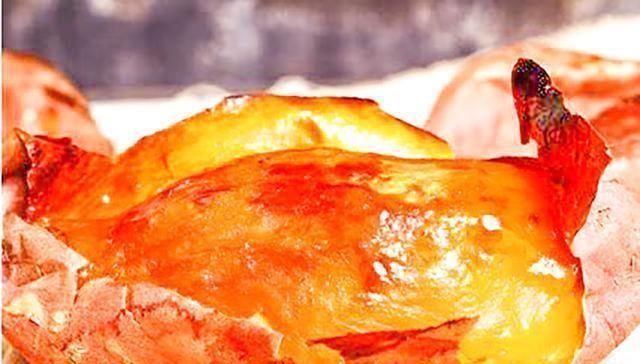 电饭煲烤红|把红薯直接放进电饭锅,不用烤箱,不加一滴水,流着汤汁太好吃了