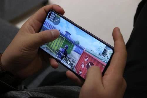 性价比|好评最多的3款游戏手机,用起来特别快,学生党入手不亏