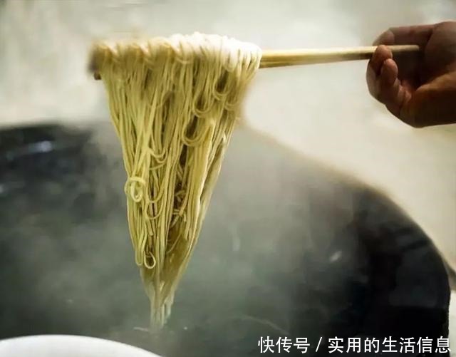 到底|新市这碗羊肉面里,到底藏了多少人的冬天!