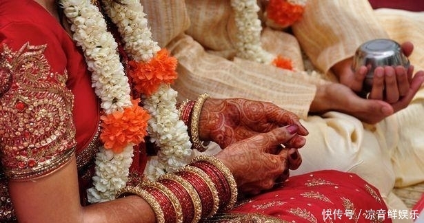 新郎|一场婚礼101人染新冠！新郎发高烧参与全程，2天后暴毙家人全跑了！