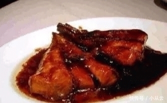 够吃|第一次去南方,6人要8个菜,点菜时老板说够吃,上菜后我们哭了