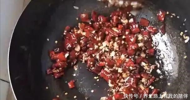 学会|学会辣子鸡的做法,再不用去外面吃,自己做比外边好吃