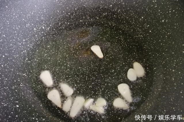 彩椒|猪肉太贵了,不如来点这肉吃,1斤猪肉能买3斤它,低脂又营养