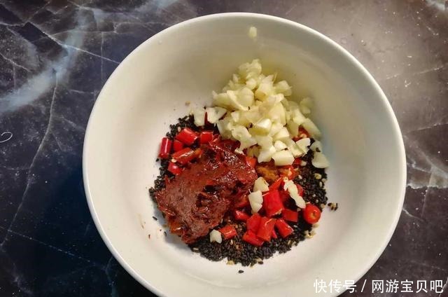 辣椒|酸辣粉的操作非常简单,只要一煮一拌就完成了