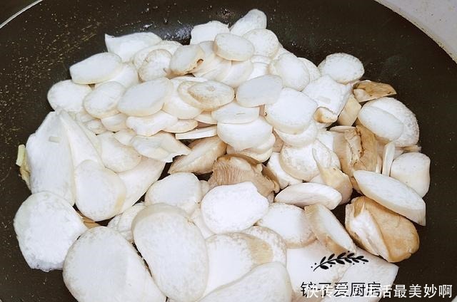 杏鲍菇|冬瓜新吃法,每天做一盘,燃烧脂肪,胖人越吃越瘦