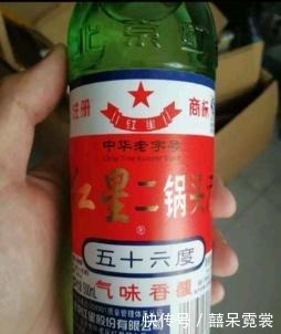 纯粮食酒|超市满是灰尘的5种廉价白酒，实际上是纯粮好酒，行家都是整箱买