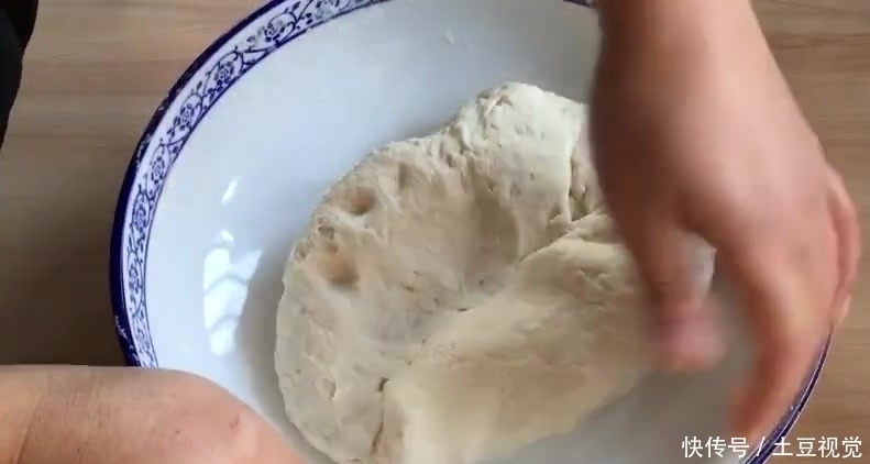 做法|原来花卷的做法是这样的,花卷个个层次分明,早餐吃两个太香了