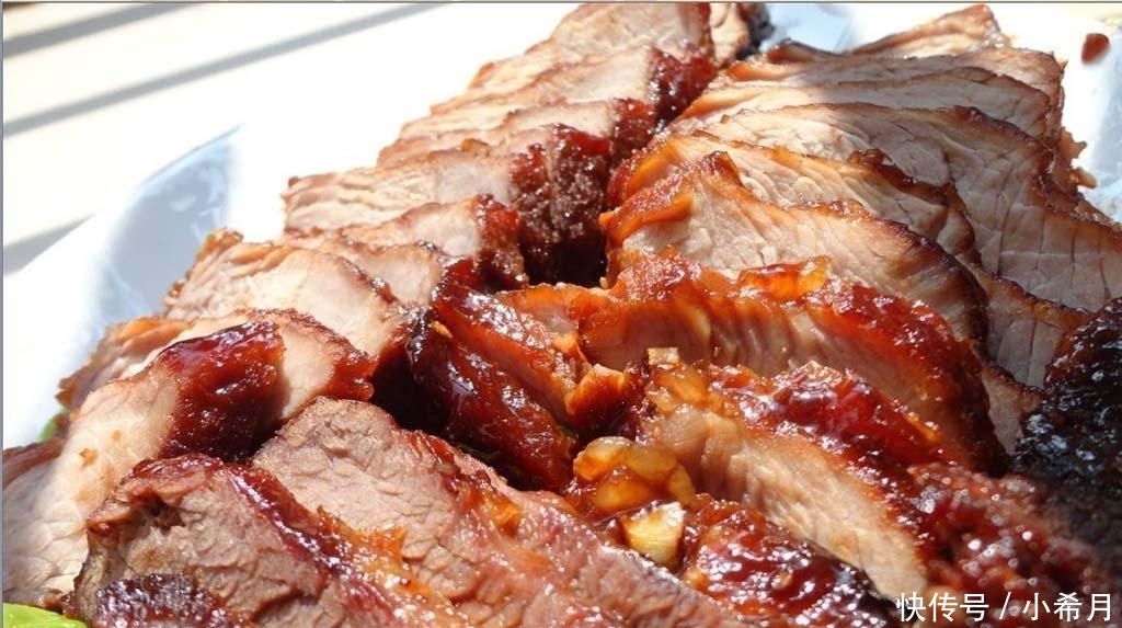 切片|老婆把整块五花肉放进电饭煲,30分钟后切片端上桌,连肉渣都不剩