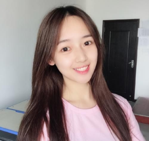  成团|秦牛正威昔日女团被扒，原来2017年就已成团出道