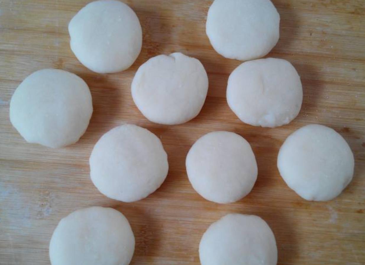 外酥|做炸糖糕,掌握2个技巧,不开裂不漏糖,外酥里软,个个空心