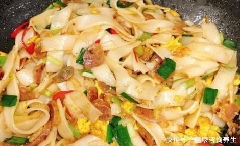 香肠|炒粉怎么做才好吃,轻松5步便搞定,好吃不油腻