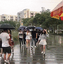 帽子|搞笑GIF趣图:哥们,这帽子不错,最关键是女友送的!