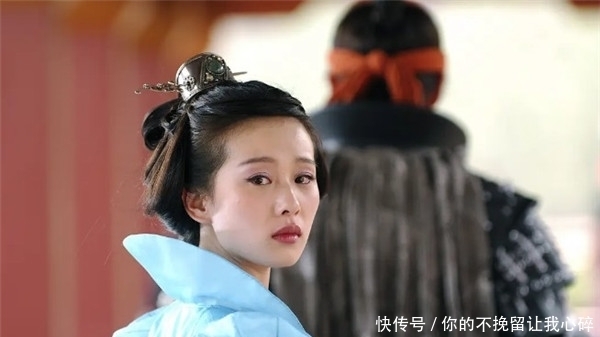 hold|刘诗诗未红时拍的戏,打扮得太“寒酸”,多亏高颜值hold住了!