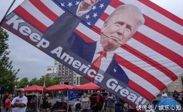 特朗普|女记者豁出去了,现场提出尖锐问题,特朗普留下一句话被气走