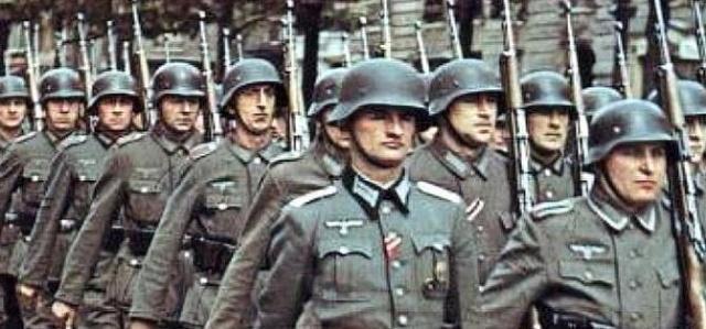 德军|德军已经兵临城下,为何斯大林要坚守莫斯科真是无奈之举