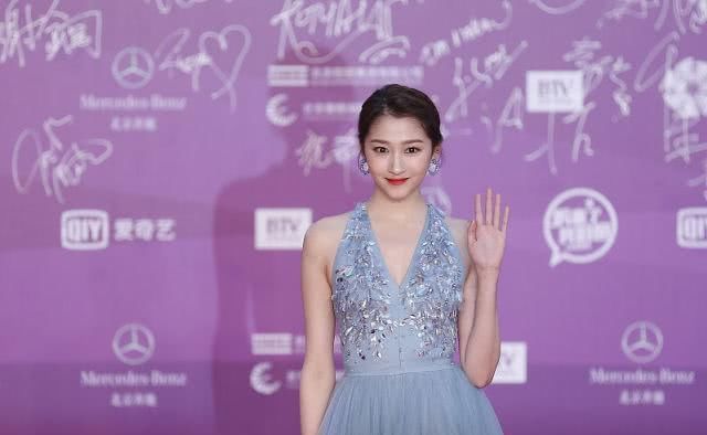  沈腾|华晨宇和关晓彤配合太默契，沈腾一脸委屈表示，能不能尊重我一下