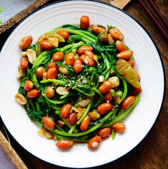  花生米|花生和此物是绝配，百吃不腻，花生又香又酥，招待客人有面子