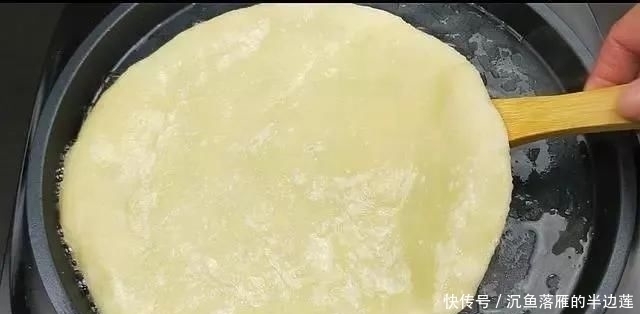 做法|这个“饼”3天不吃就想的慌,金黄酥脆,又香又解馋,做法超简单