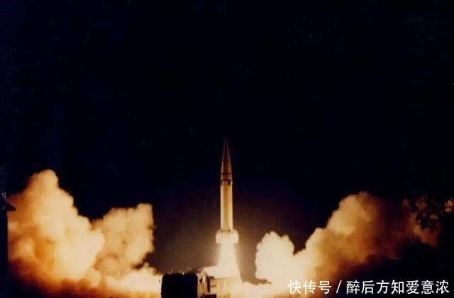 洲际导弹|潜射洲际导弹发射时,为什么要从水下30米左右发射?