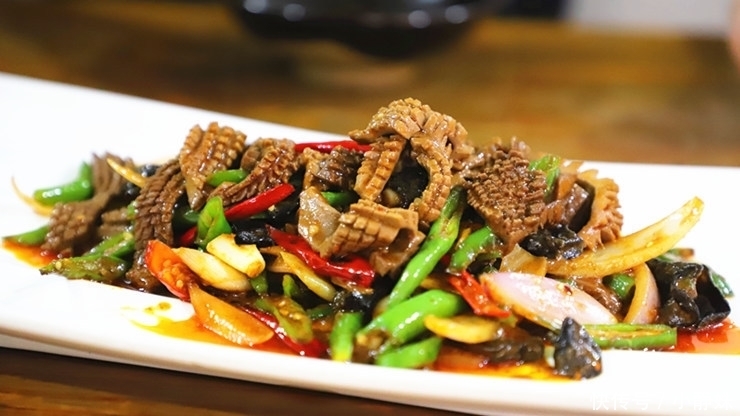  腥臊|猪腰怎么做好吃不腥臊？只要简单几步，鲜辣开胃，喝酒必备