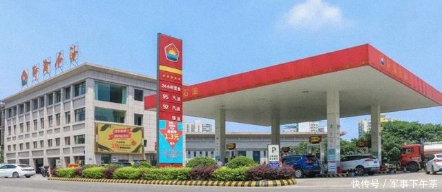 空军高炮十|如何去爱,读格里克还是学重庆女人陈少红?