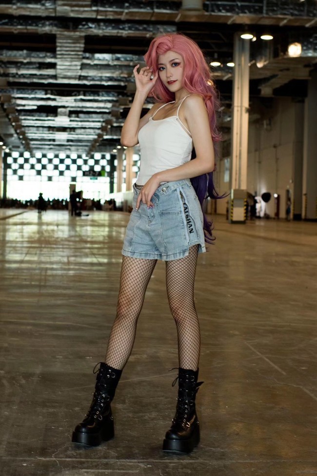 seraphine|cos：LOL新英雄seraphine自设