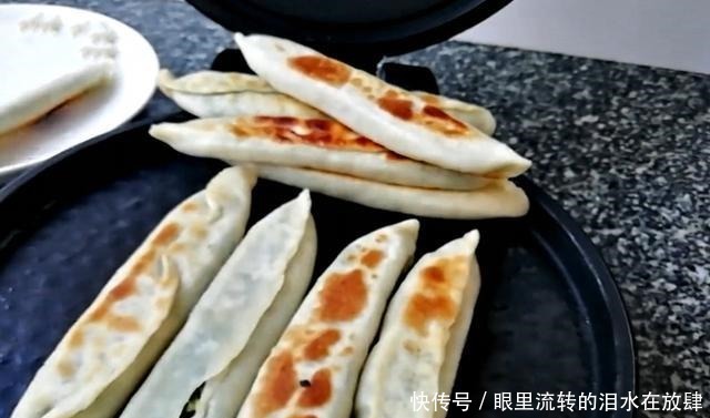香味|分享一道菜卷的做法,上锅煎一煎,鲜香味美,上桌全家都爱吃