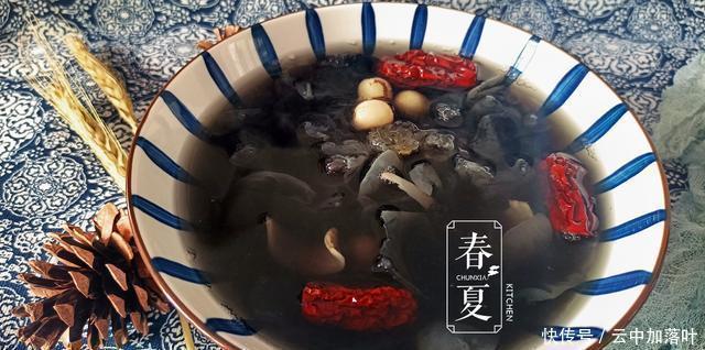 干燥|秋季干燥，别忘记给家人多煲这汤，充满果香，可口又香甜，好喝