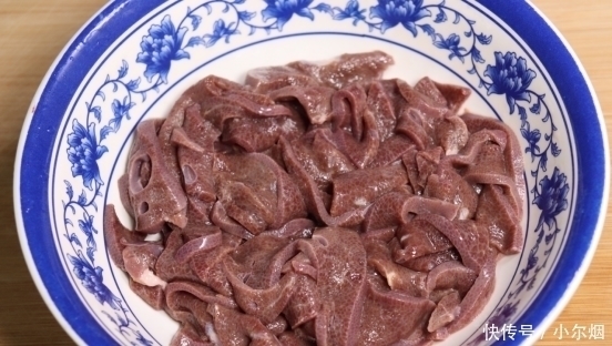 去除|不管猪肝怎么做,这一步万万要有,去除毒素,口感嫩滑还不腥