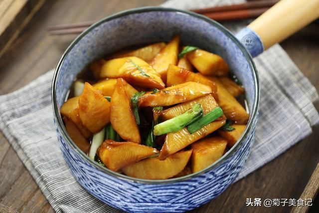  好吃|冬笋炖得一滴水也不加它们太好吃了，孩子们喜欢吃和吃