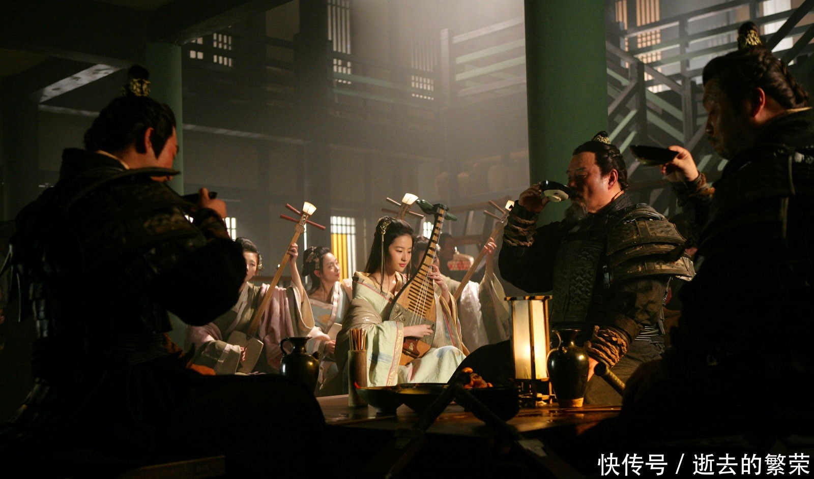 评价|孙权曾让刘备评价周瑜,后者谈笑间说一番话,次年周瑜便蹊跷身亡